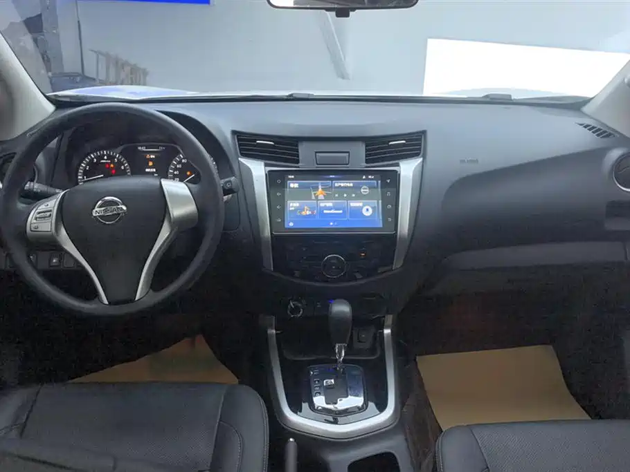 Nissan Nissan Terra 2020 2.5L XL Upper 4WD Automatic Luxury Edition 2021 - thumbnail 12