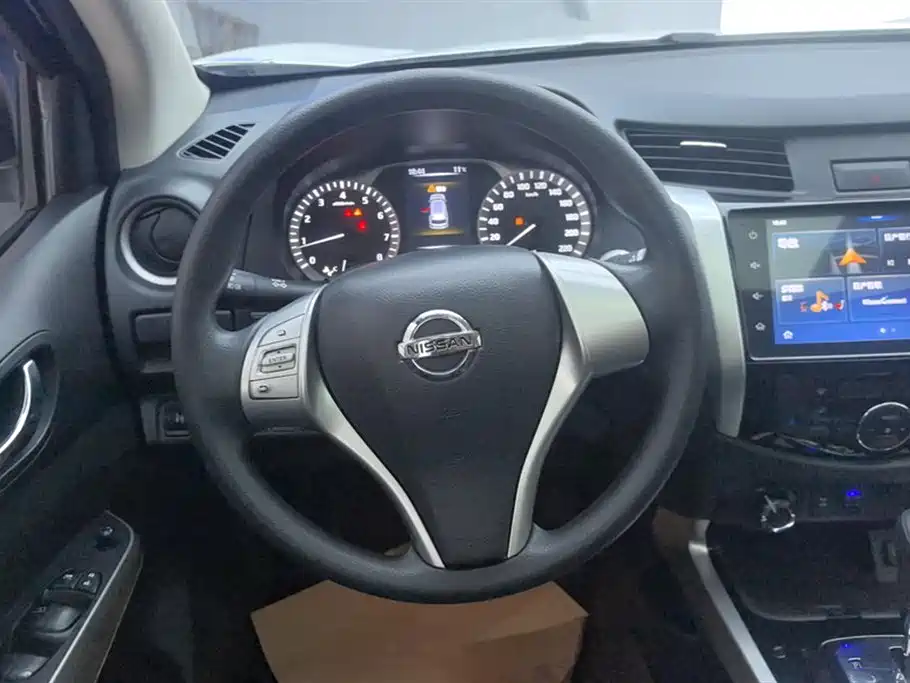 Nissan Nissan Terra 2020 2.5L XL Upper 4WD Automatic Luxury Edition 2021 - thumbnail 15
