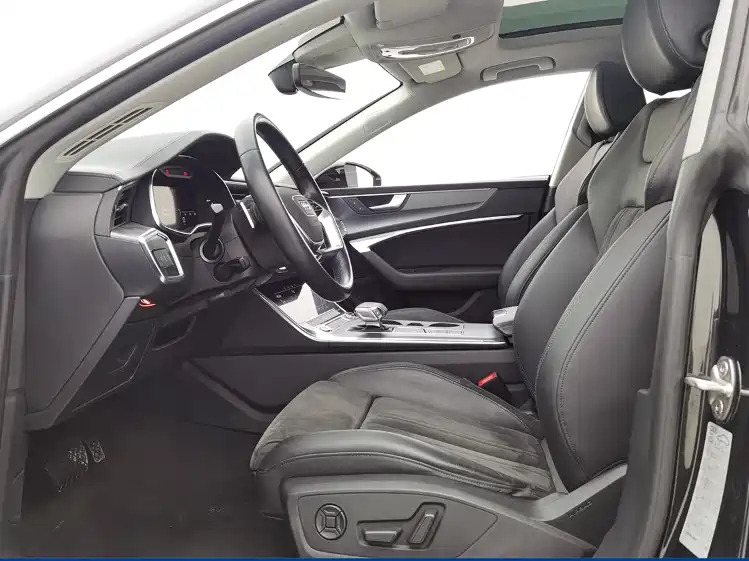 Audi Audi A7 2021 40 TFSI Premium 2021 - thumbnail 4