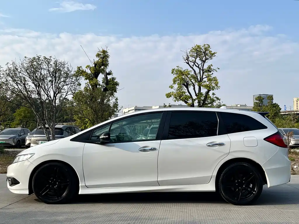 Honda Honda Jade 2013 1.8L CVT Luxury Edition 5-seater 2014 - thumbnail 3