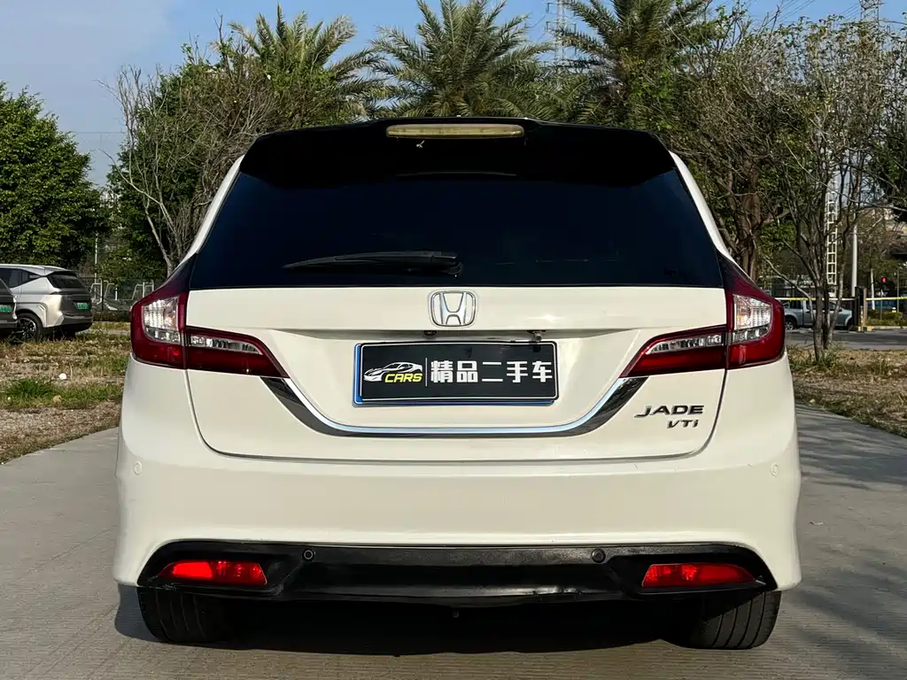 Honda Honda Jade 2013 1.8L CVT Luxury Edition 5-seater 2014 - thumbnail 5