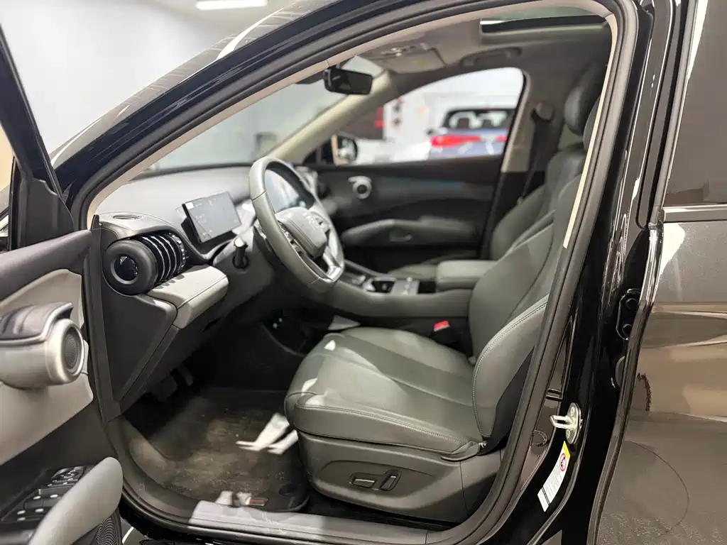 BYD (BYD Auto) Yuan PLUS 2025 Intelligent Drive Edition 430KM Beyond Model 2025 - thumbnail 4