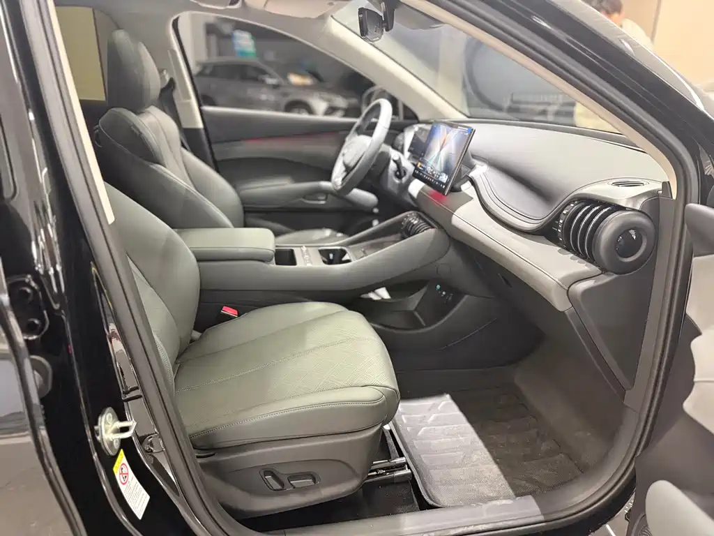 BYD (BYD Auto) Yuan PLUS 2025 Intelligent Drive Edition 430KM Beyond Model 2025 - thumbnail 7