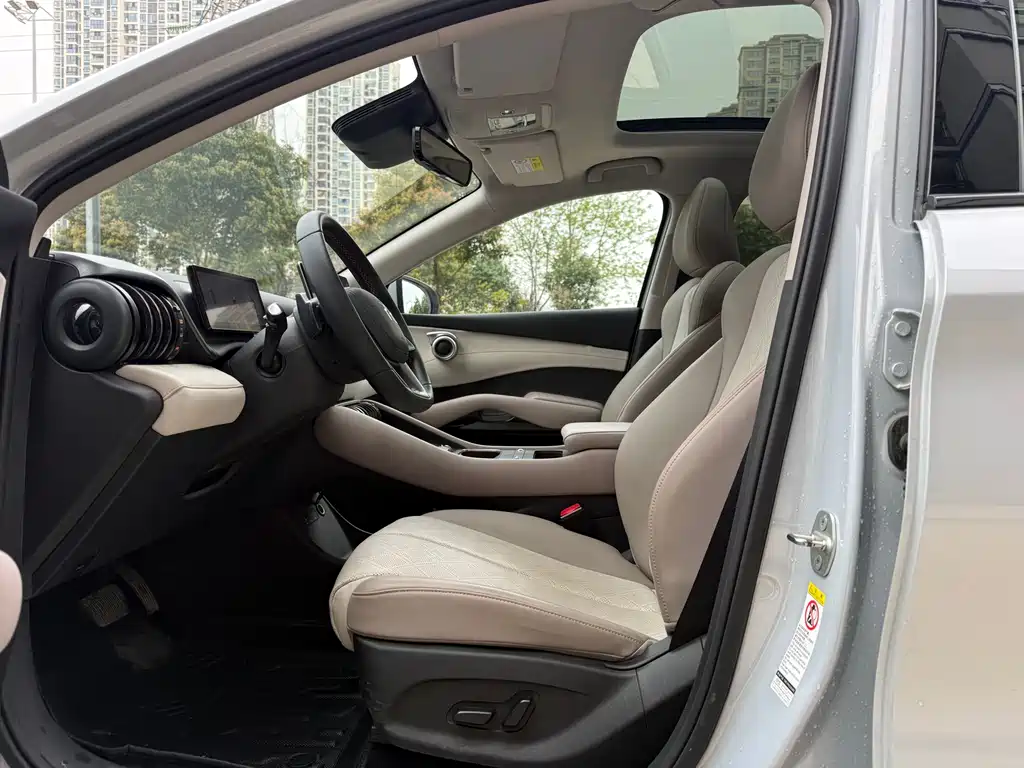 BYD (BYD Auto) Yuan PLUS 2025 Intelligent Drive 510KM Beyond Edition 2025 - thumbnail 4