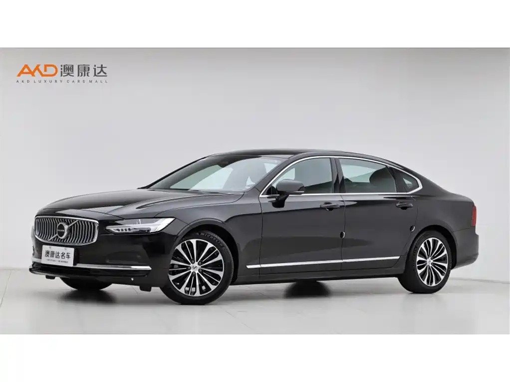 Volvo Volvo S90 B5 Momentum Luxury Edition 2025 Model 2.0T 2024