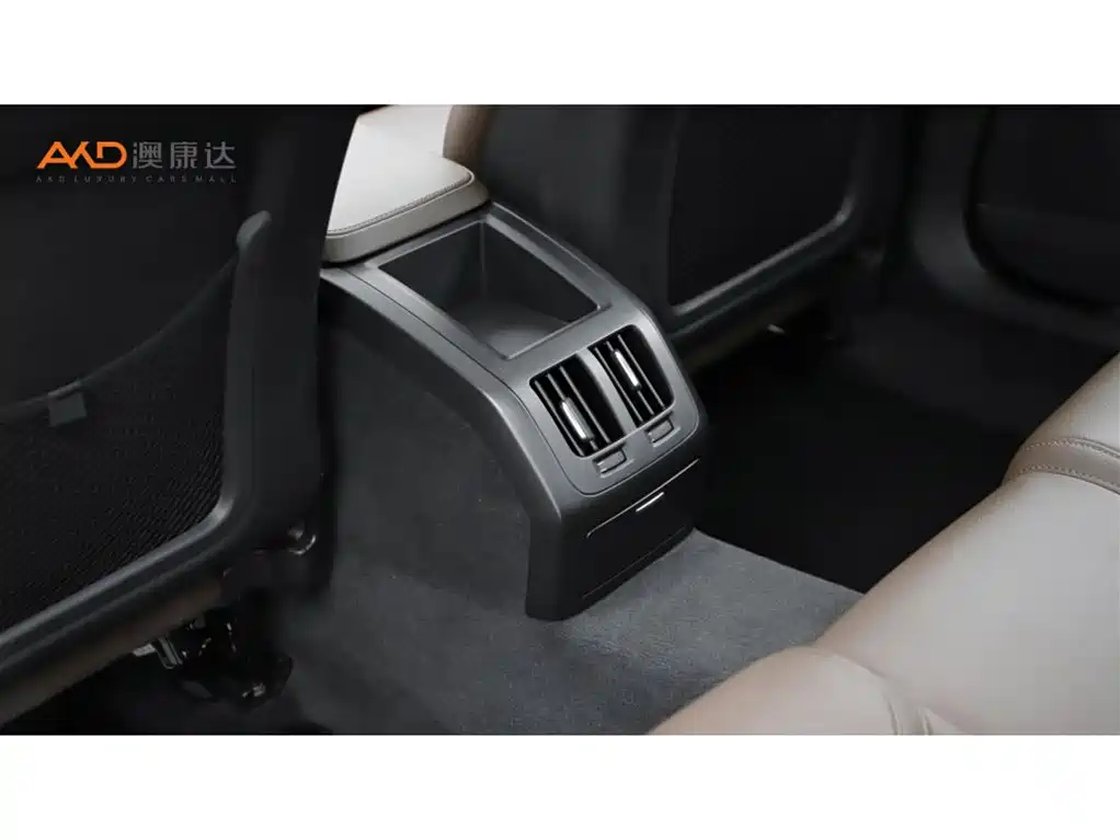 Volvo Volvo S90 B5 Momentum Luxury Edition 2025 Model 2.0T 2024 - thumbnail 9