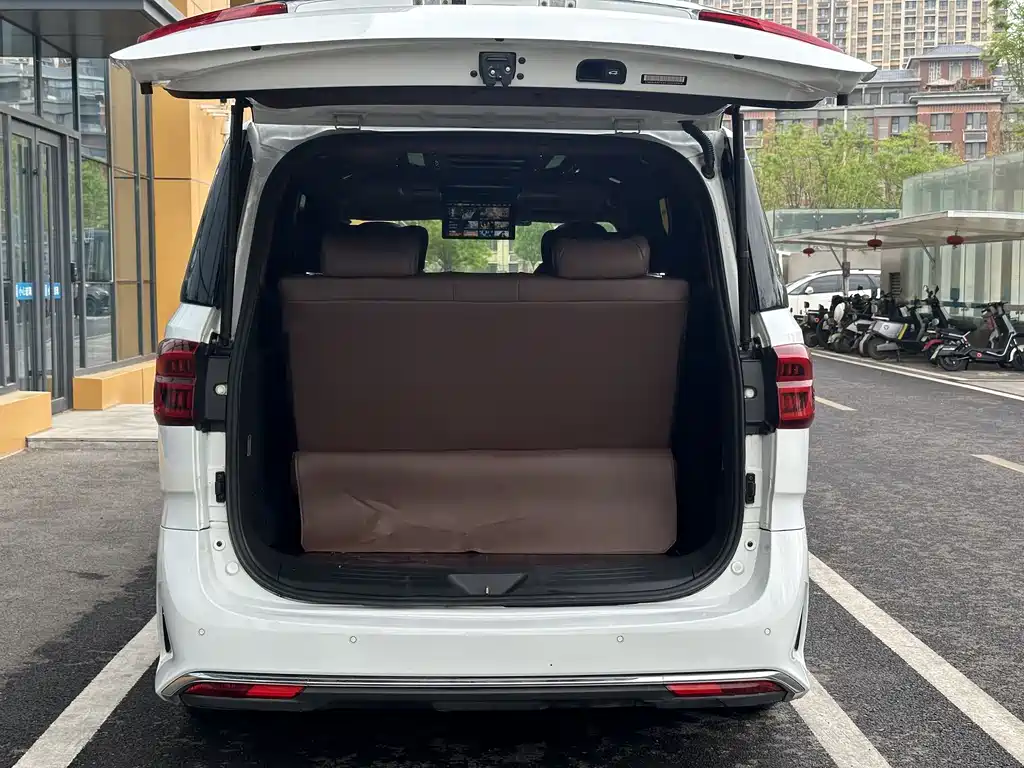 Maxus MAXUS G20 2020 2.0T Gasoline Automatic Luxury Edition 2020 - thumbnail 16