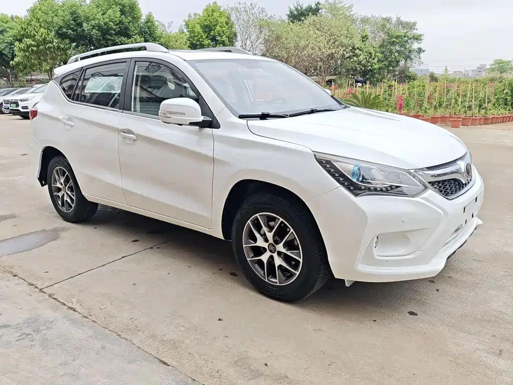 BYD BYD Song 2017 Model Gai Shi Upgrade Edition 1.5TID Automatic Elite Version 2017 - thumbnail 3