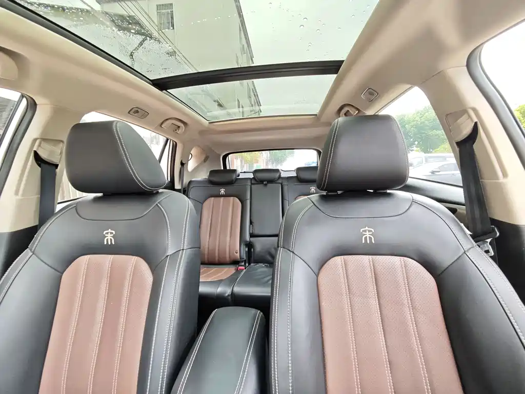 BYD BYD Song 2017 Model Gai Shi Upgrade Edition 1.5TID Automatic Elite Version 2017 - thumbnail 9