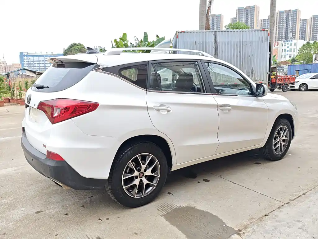 BYD BYD Song 2017 Model Gai Shi Upgrade Edition 1.5TID Automatic Elite Version 2017 - thumbnail 22