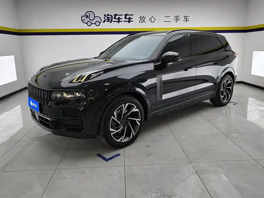 Lynk & Co Lynk & Co 09 2021 2.0T Halo 6-seater 2022