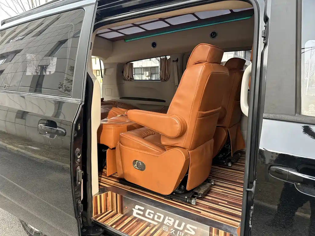 Maxus MAXUS G10 2016 2.0T Automatic Elite Edition 2016 - thumbnail 10