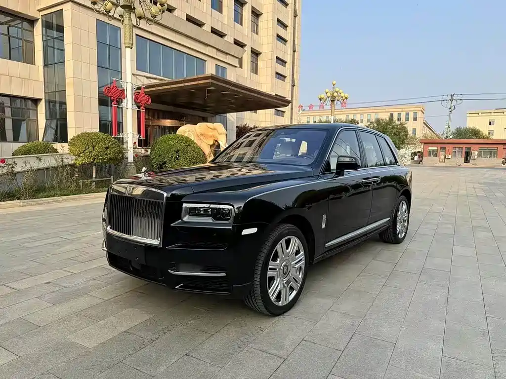 Rolls-Royce Rolls-Royce Cullinan 2024 Four-Seat Version 2023