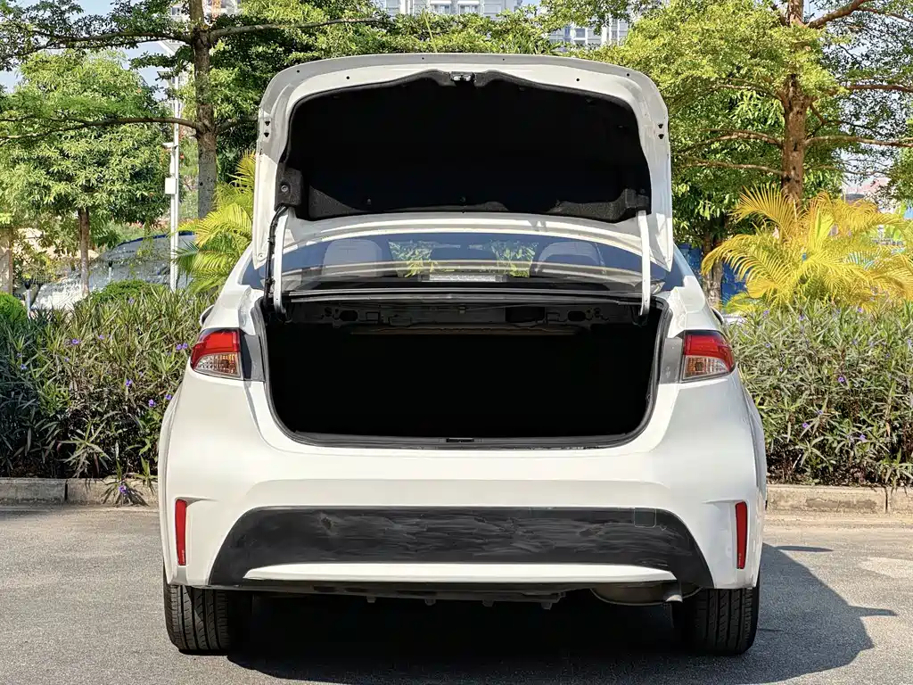 Toyota Toyota Corolla 2022 Hybrid 1.8H E-CVT Advanced Edition 2022 - thumbnail 25