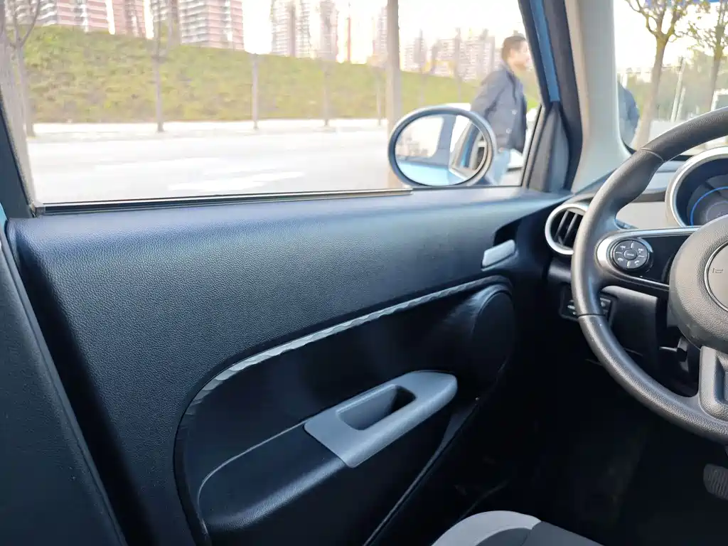 Ora ORA Black Cat 2022 301km Base Model Ternary Lithium 2021 - thumbnail 7