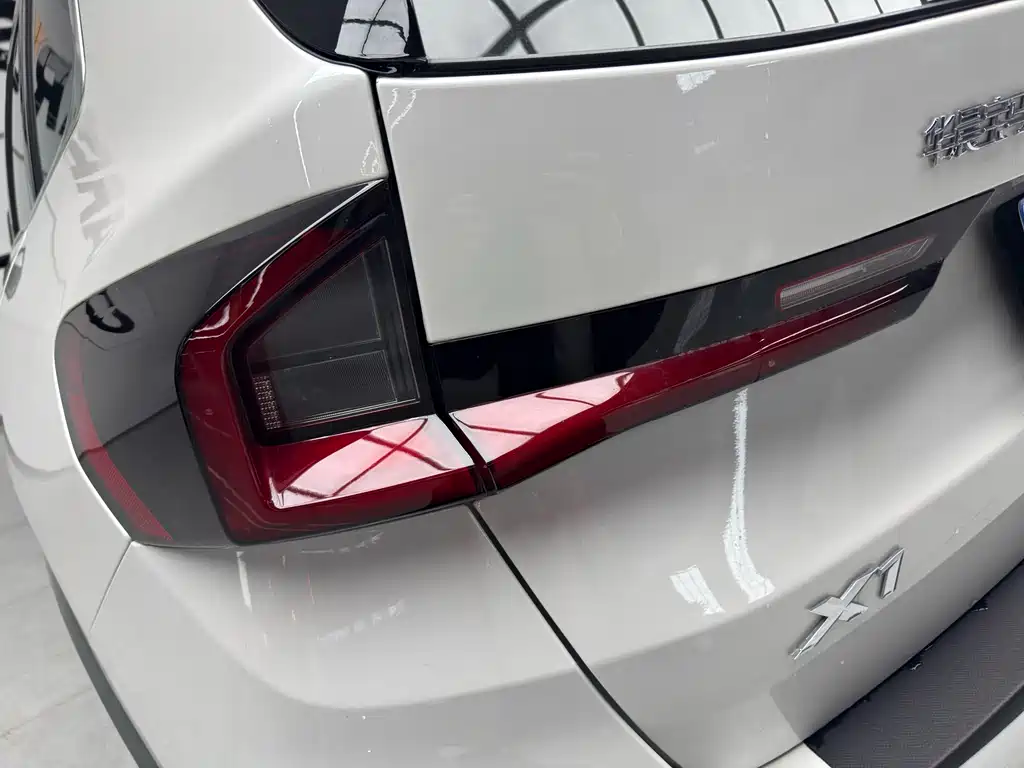 BMW BMW X1 2024 sDrive25Li X Design Package 2025 - thumbnail 16