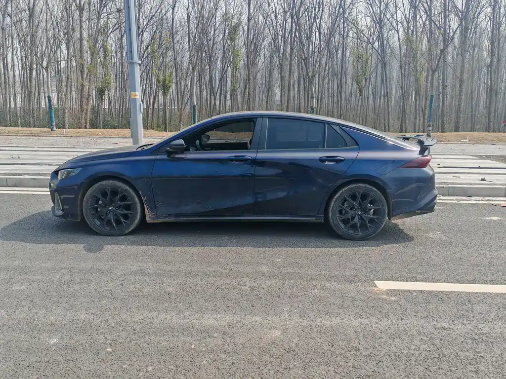GAC Trumpchi Shadow Leopard 2022 270T DCT J16 R-Style Track Edition 2022 - thumbnail 6