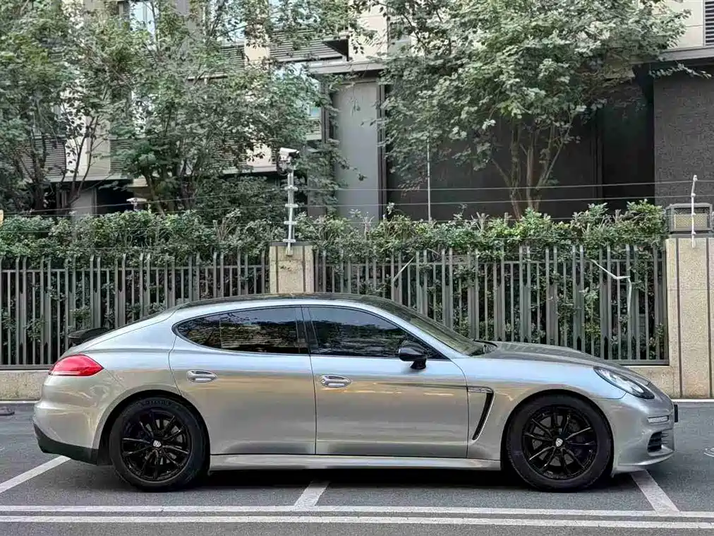 Porsche Porsche Panamera 2010 3.6L 2012 - thumbnail 4