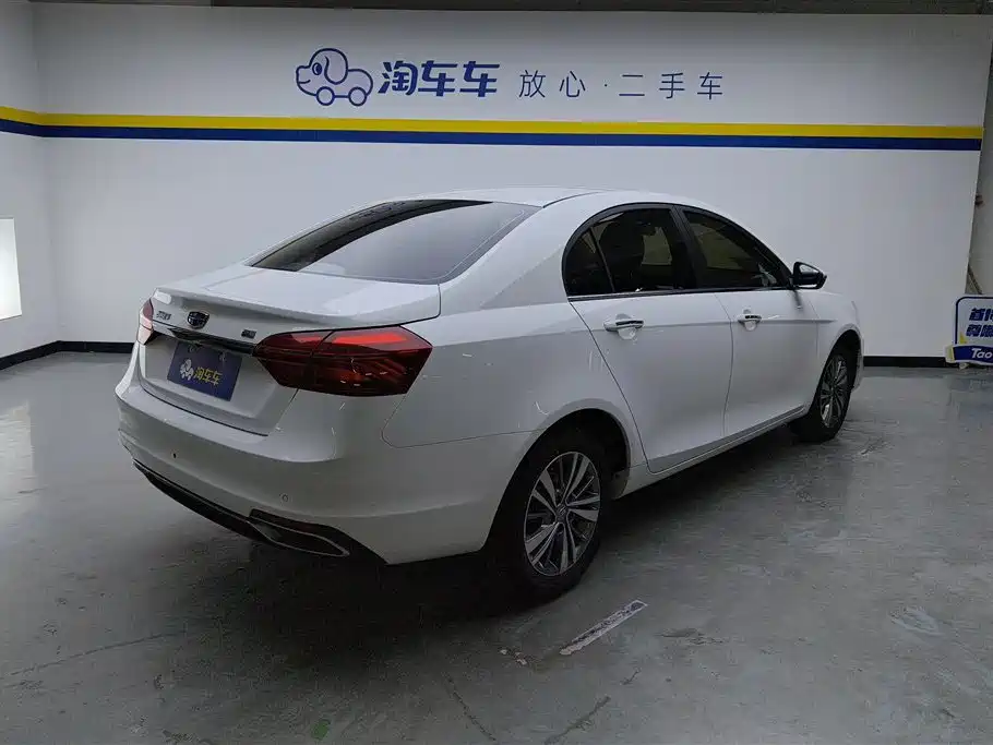 Geely Auto Geely Emgrand 2018 1.5L CVT Connected Version 2019 - thumbnail 3