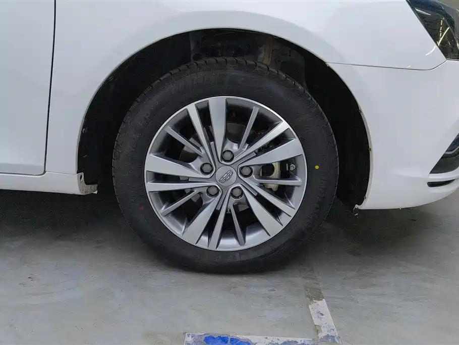 Geely Auto Geely Emgrand 2018 1.5L CVT Connected Version 2019 - thumbnail 6