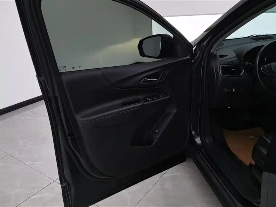Chevrolet Equinox 2022 535T Preferred Edition 2023 - thumbnail 7