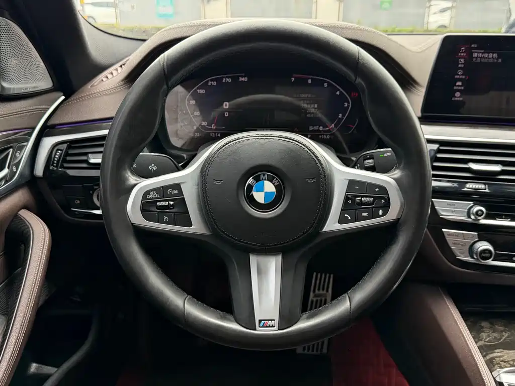 BMW BMW 5 Series 2020 525Li M Sport Package 2020 - thumbnail 19