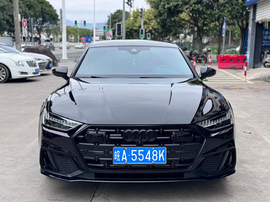 Audi Audi A7L 2023 45 TFSI quattro S-line Black Knight Edition 2023 - thumbnail 2