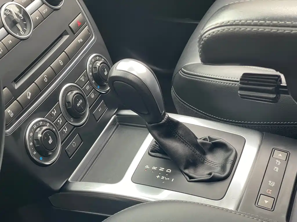 Land Rover Freelander 2 2013 2.0T Si4 HSE Petrol 2013 - thumbnail 9