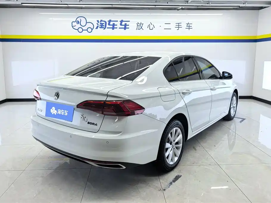 Volkswagen Bora 2020 1.5L Automatic Comfort Model 2020 - thumbnail 3