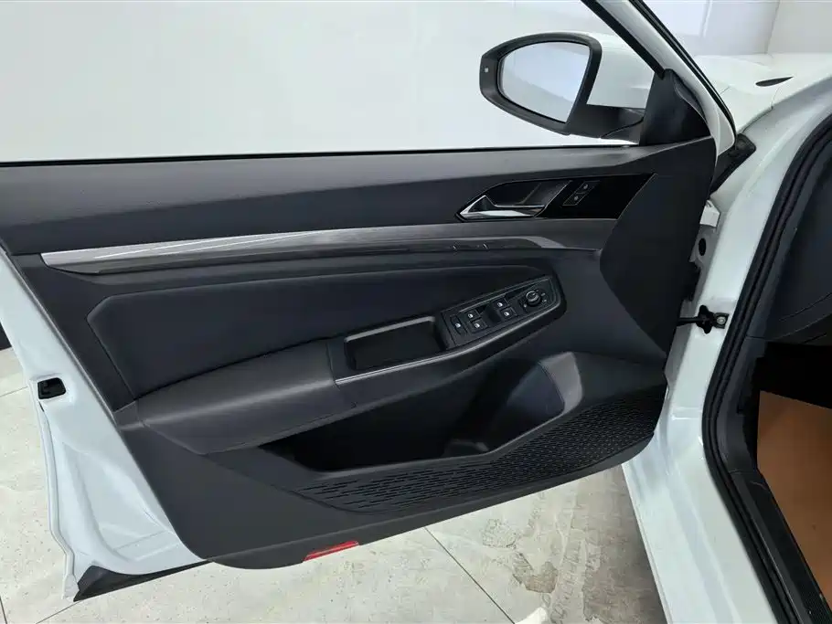 Volkswagen Bora 2020 1.5L Automatic Comfort Model 2020 - thumbnail 7