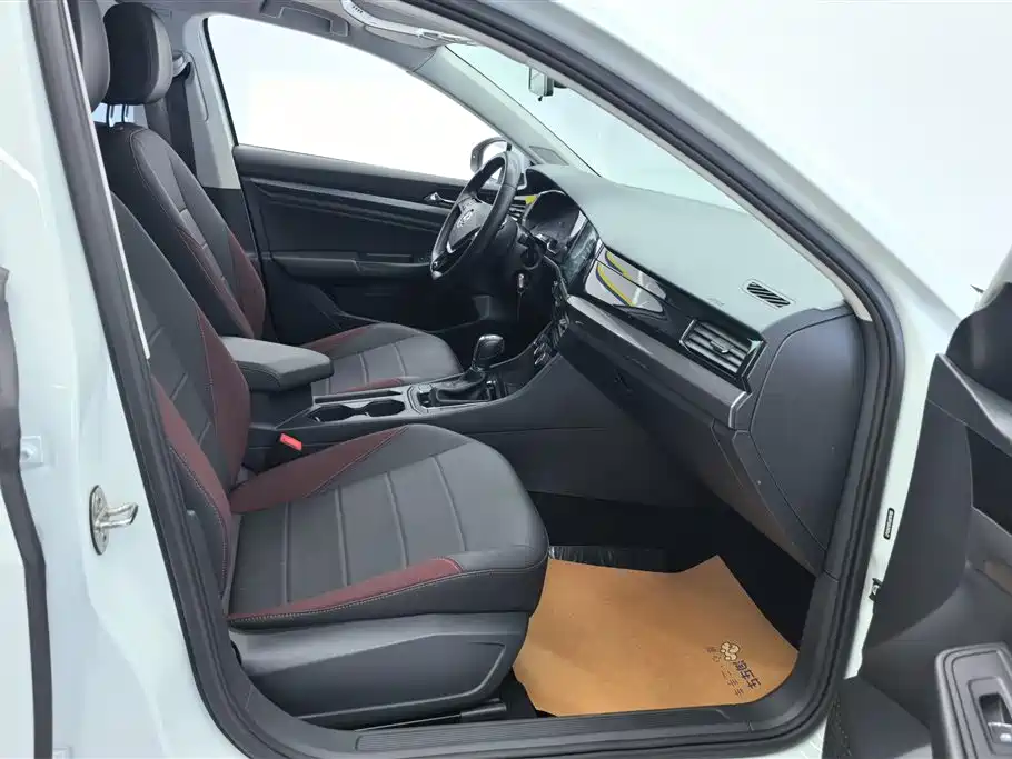Volkswagen Bora 2020 1.5L Automatic Comfort Model 2020 - thumbnail 8