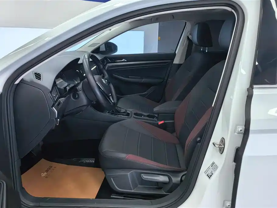 Volkswagen Bora 2020 1.5L Automatic Comfort Model 2020 - thumbnail 9