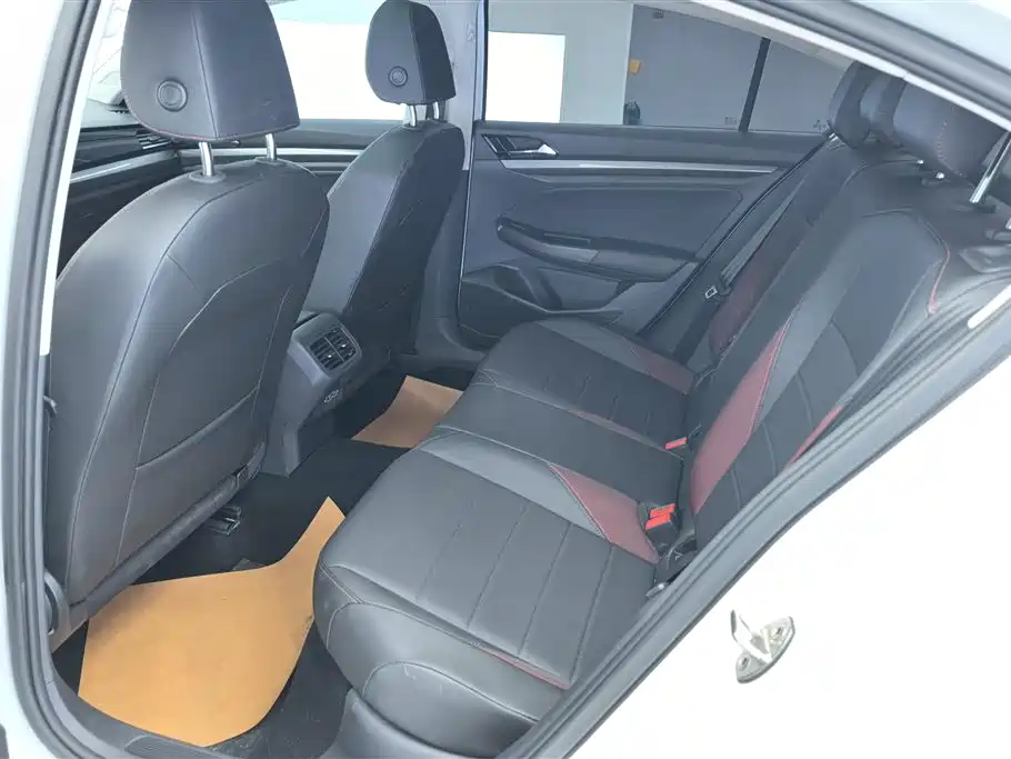 Volkswagen Bora 2020 1.5L Automatic Comfort Model 2020 - thumbnail 11