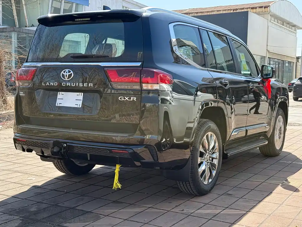 Toyota Land Cruiser LC300 2026 4.0L Automatic 2026 - thumbnail 8