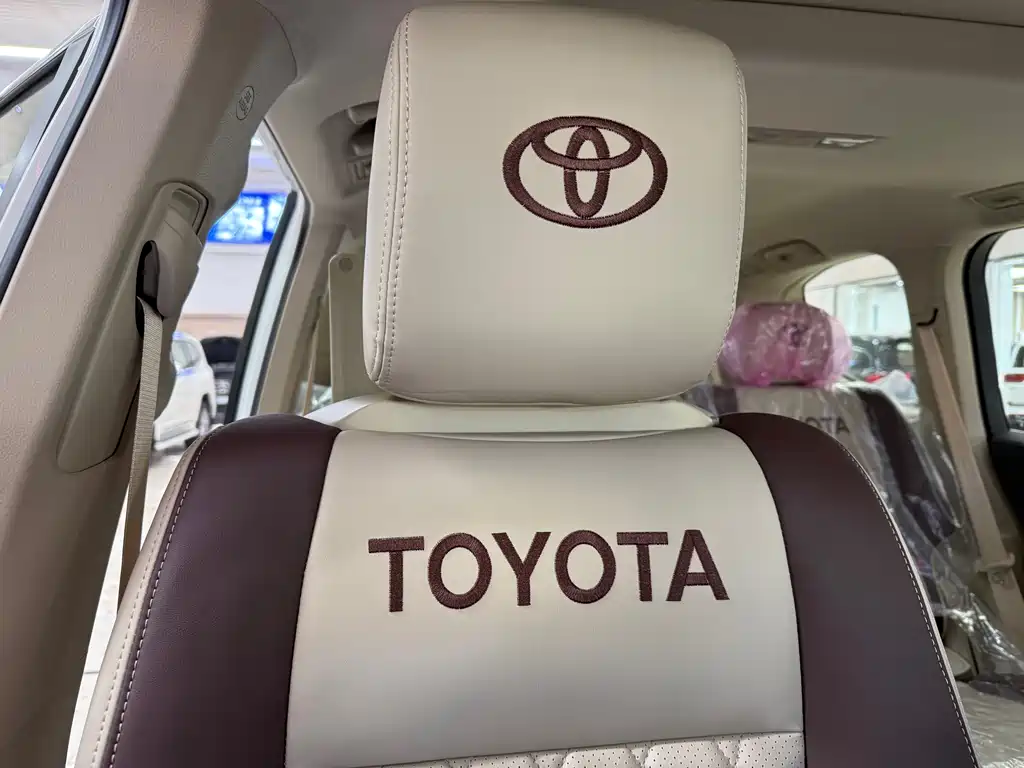 Toyota Land Cruiser LC300 2026 4.0L Automatic 2026 - thumbnail 15