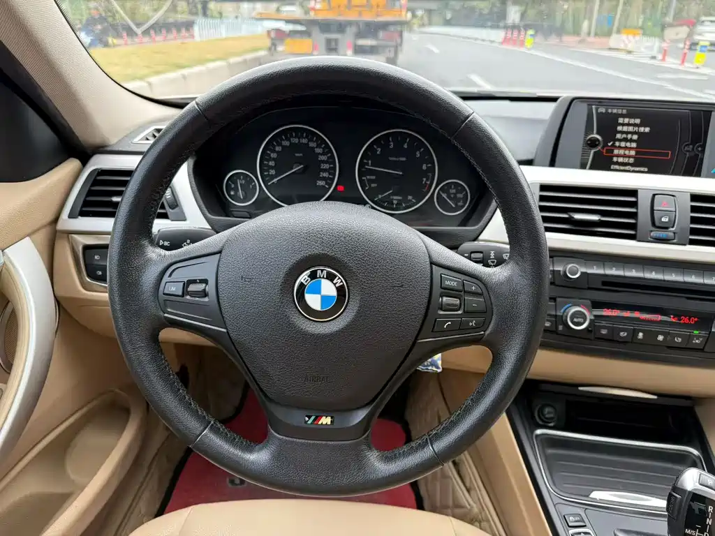 BMW BMW 3 Series 2013 320Li Fashion Edition 2014 - thumbnail 8