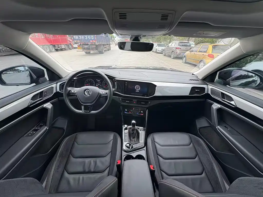 Volkswagen Tayron 2020 330TSI Two-Wheel Drive Luxury Intelligent Connectivity Edition 2020 - thumbnail 5