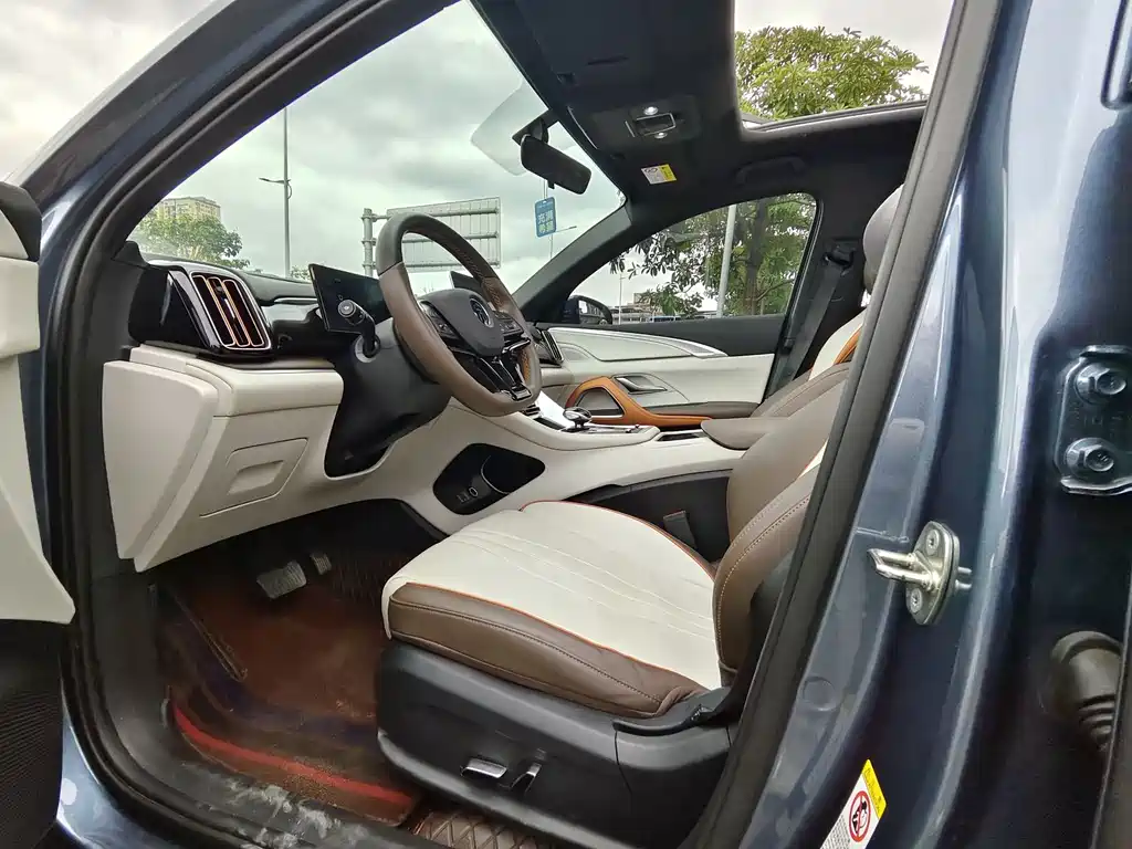 BYD BYD Song Pro NEV 2023 Champion Edition DM-i 71KM Leading Model 2023 - thumbnail 4