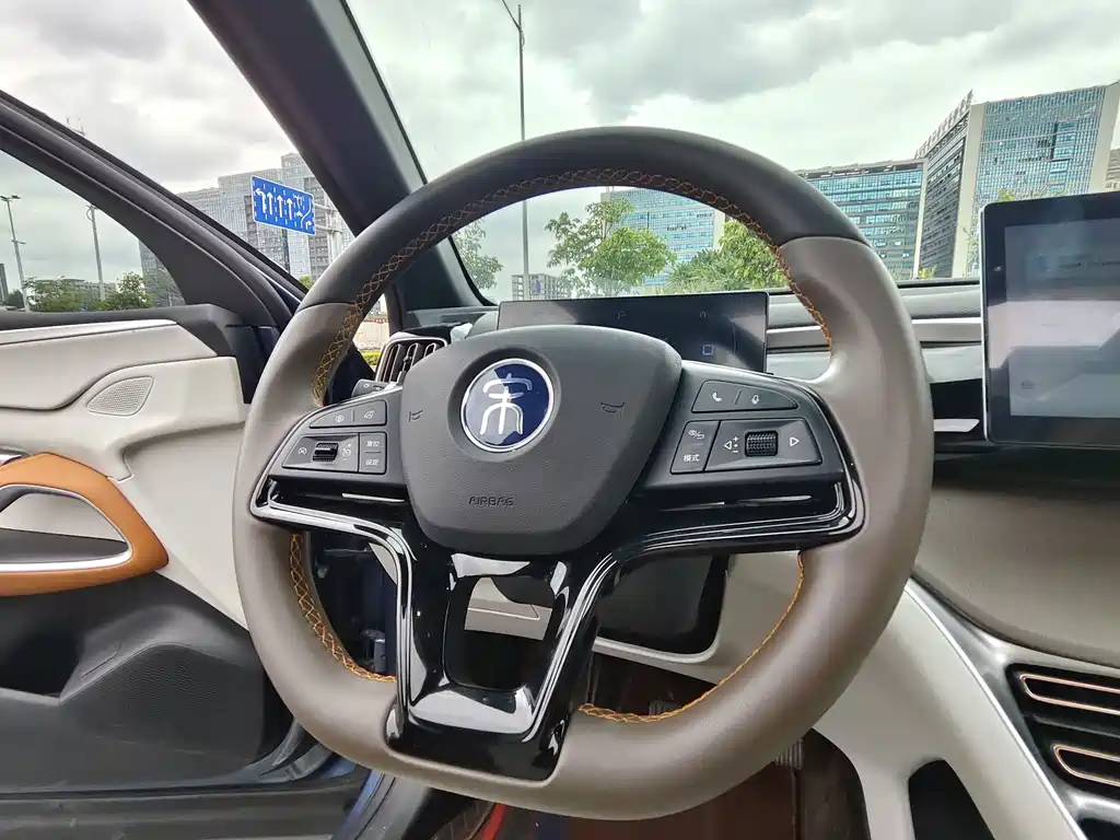 BYD BYD Song Pro NEV 2023 Champion Edition DM-i 71KM Leading Model 2023 - thumbnail 7