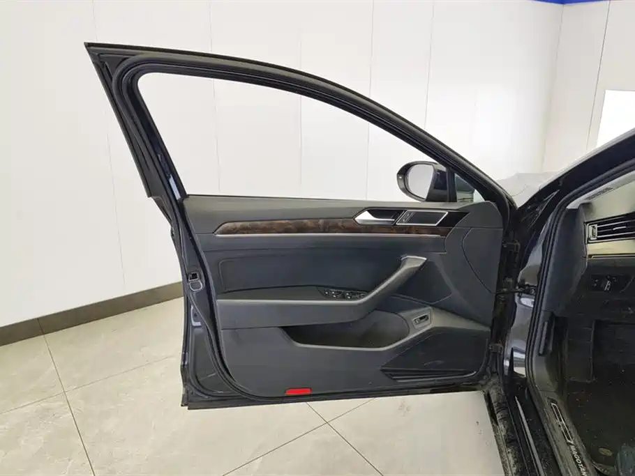 Volkswagen Magotan 2019 330TSI DSG Leading Model VI 2020 - thumbnail 7