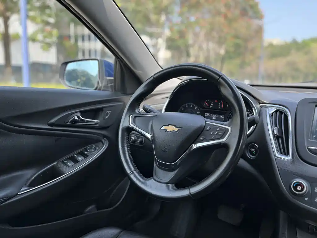 Chevrolet Malibu XL 2018 530T Automatic RS Edition 2018 - thumbnail 8