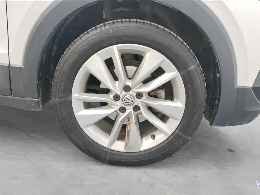 Volkswagen Tiguan 2019 1.5L Automatic Comfort Edition 2020 - thumbnail 6