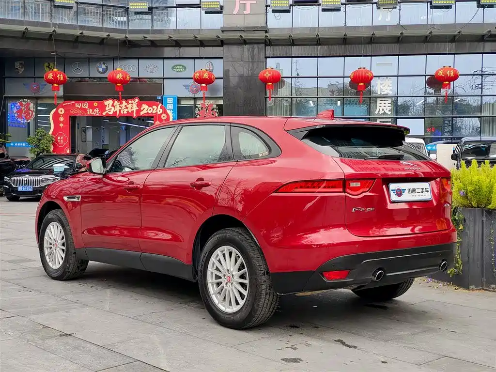 Jaguar Jaguar F-PACE 2016 2.0T RWD R-Sport 2016 - thumbnail 4