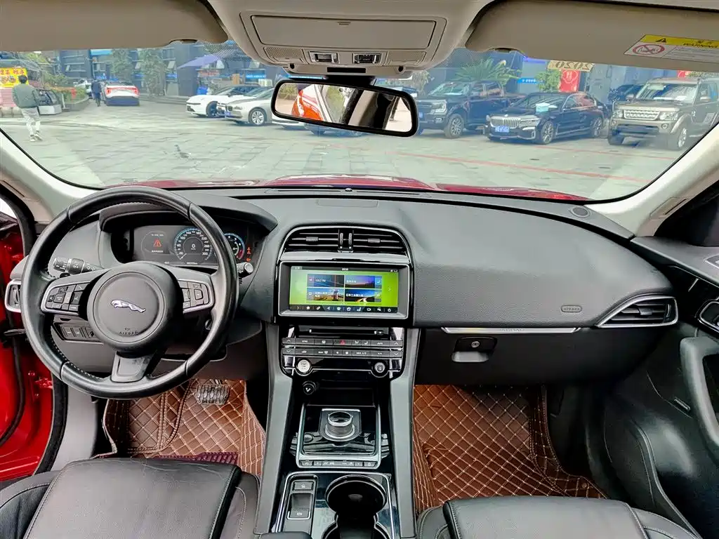 Jaguar Jaguar F-PACE 2016 2.0T RWD R-Sport 2016 - thumbnail 10