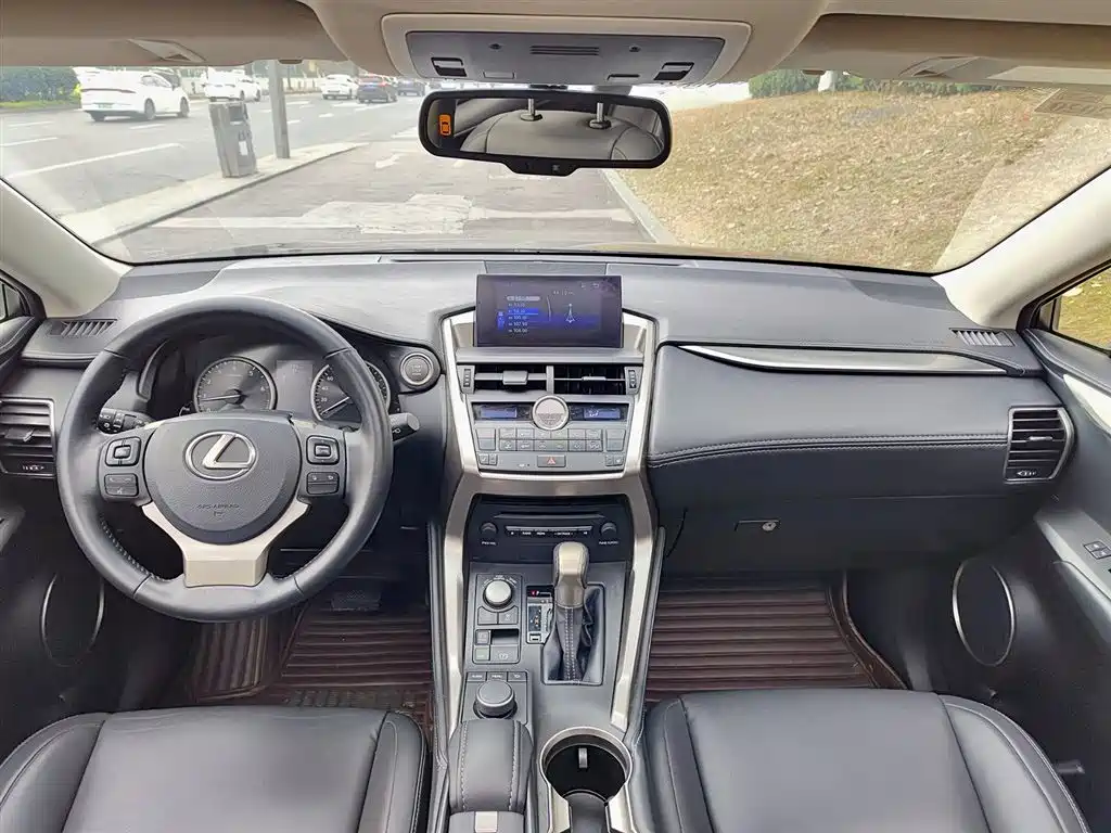 Lexus Lexus NX 2016 200 AWD F SPORT 2016 - thumbnail 10