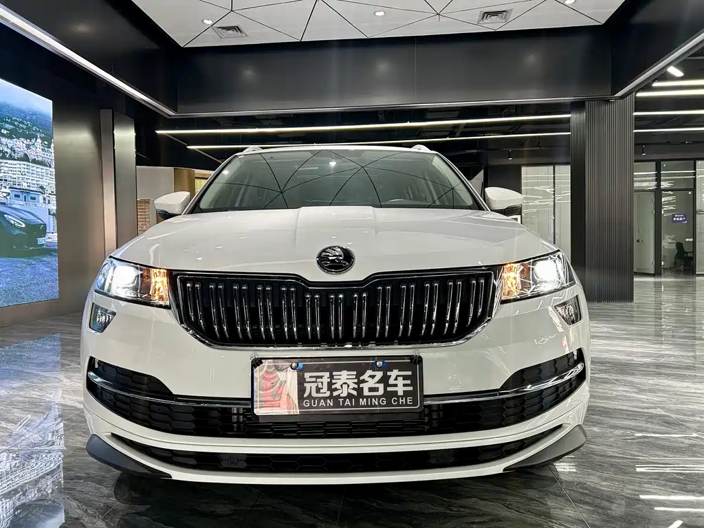 Skoda Karoq 2024 TSI280 Premium Edition 2024 - thumbnail 2