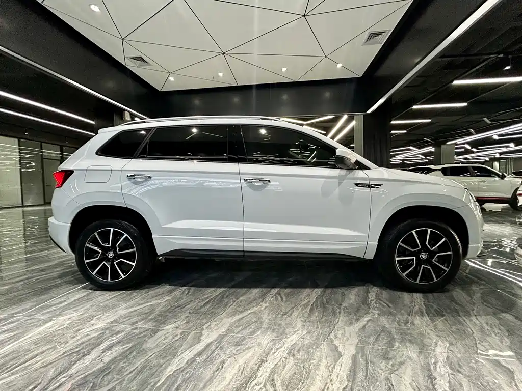 Skoda Karoq 2024 TSI280 Premium Edition 2024 - thumbnail 4