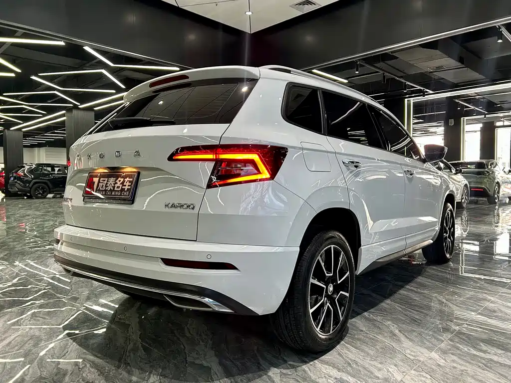 Skoda Karoq 2024 TSI280 Premium Edition 2024 - thumbnail 5