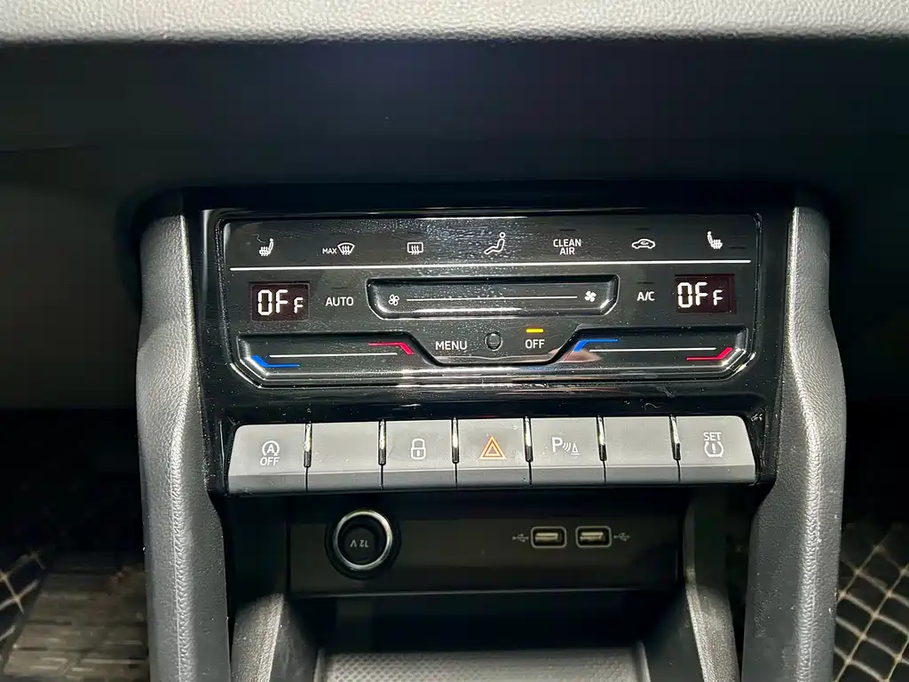 Skoda Karoq 2024 TSI280 Premium Edition 2024 - thumbnail 18