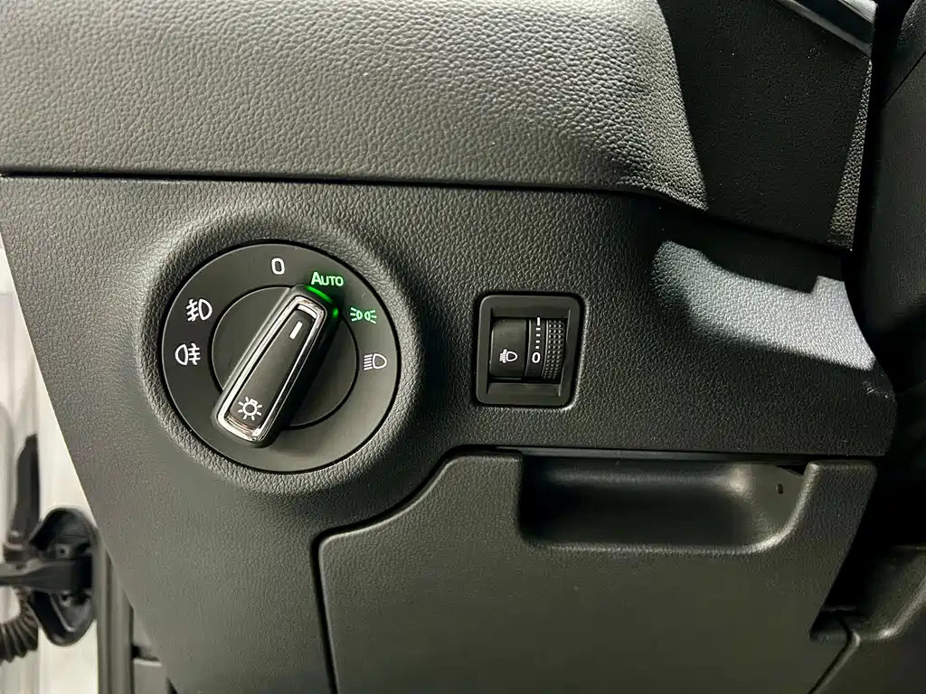 Skoda Karoq 2024 TSI280 Premium Edition 2024 - thumbnail 20